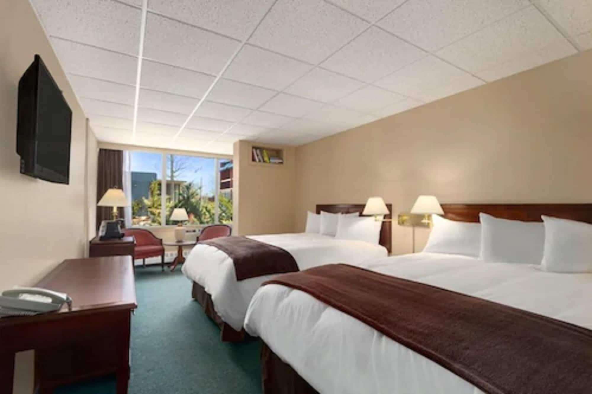 The Brunswick Hotel Complex Parry Sound Ngoại thất bức ảnh