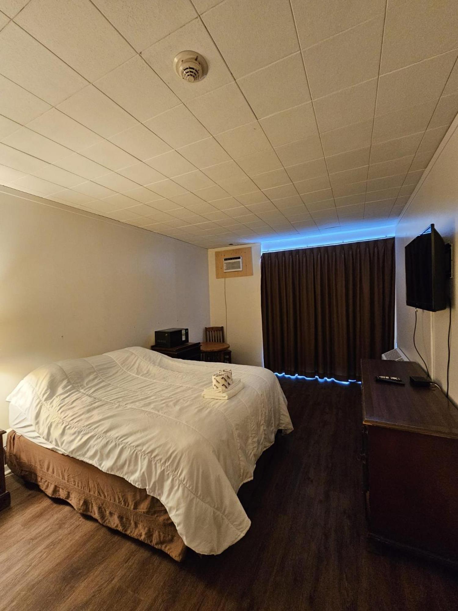 The Brunswick Hotel Complex Parry Sound Ngoại thất bức ảnh