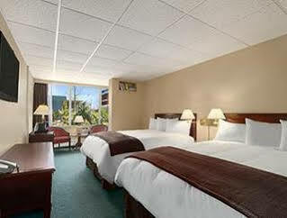The Brunswick Hotel Complex Parry Sound Ngoại thất bức ảnh